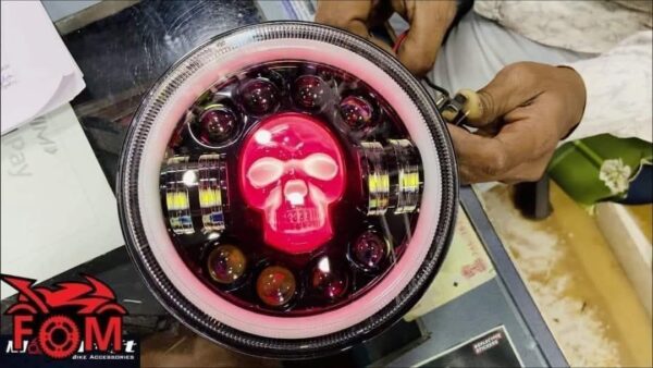 Universal Motorcycle LED skull Headlight For Chopper Cafe Racer